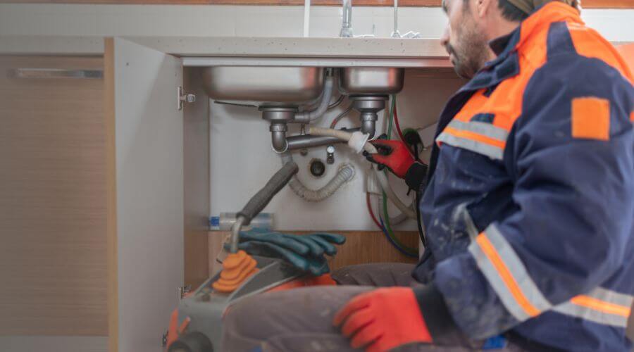 Professional slab leak plumber services in Belle Glade, FL